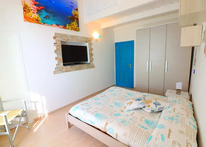 Captain Mike - De Vivo Realty Di Sorrento