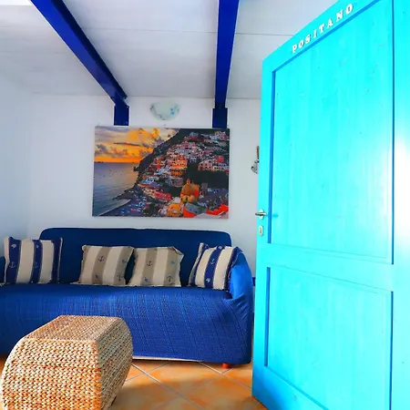 Apartment De Vivo Realty - Captain Mike