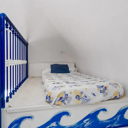 De Vivo Realty - Captain Mike Apartment *